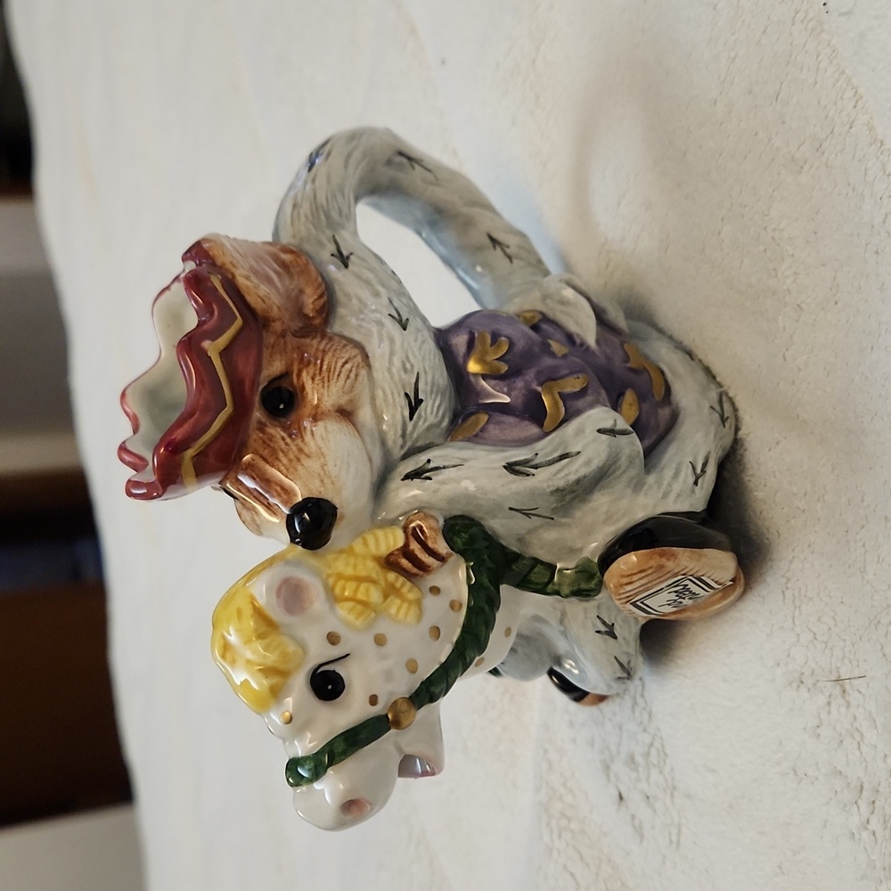 Fitz And Floyd 1992 Mouse king creamer